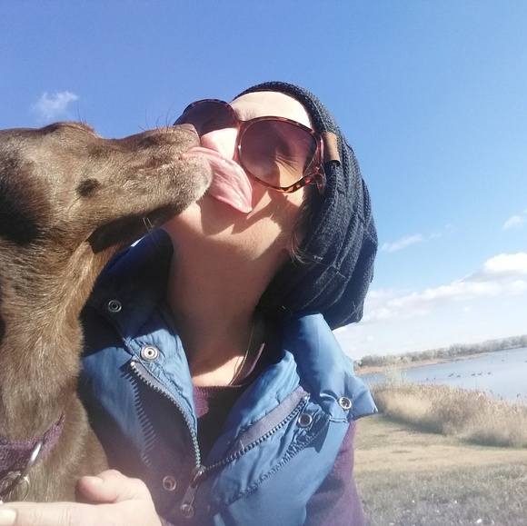 Meet your Posher, Malorie - Picture 2 of 2